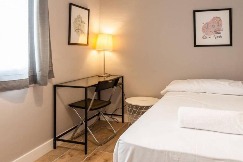 Bebarceloner Vall Hebron Apartment *
